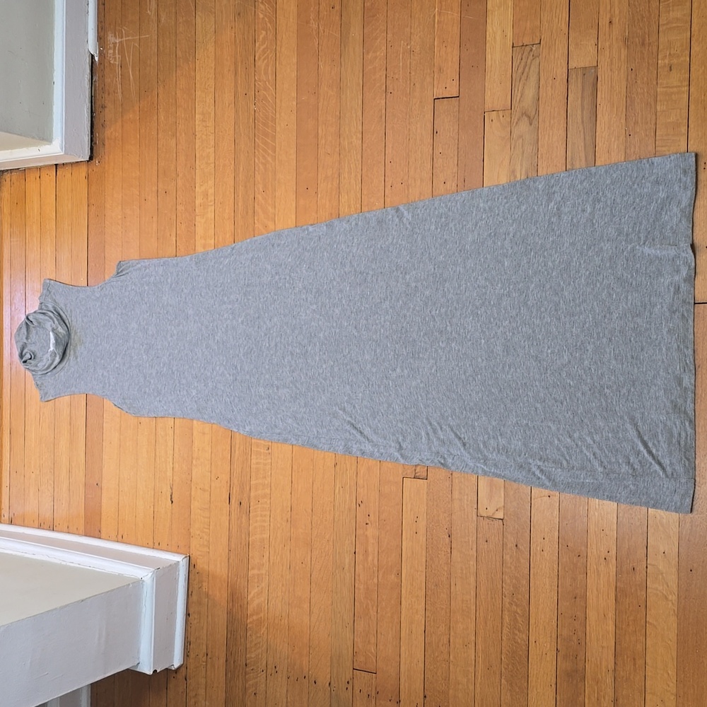 BCBGeneration, Sleeveless Turtleneck Maxi Dress, Heather Grey, EUC, Women's M